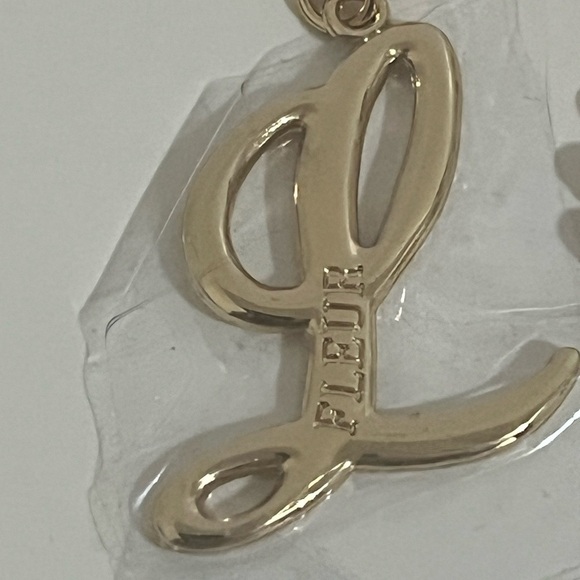 Maison De Fleur Inital L Bag Charm - Picture 2 of 7